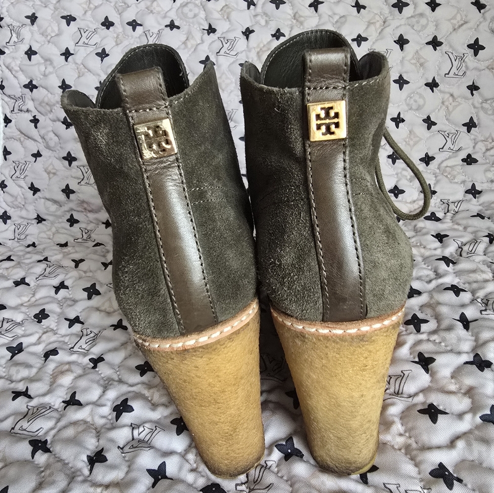 Tory Burch Olive Suede Wedge Ankle Boots - Picture 11 of 13